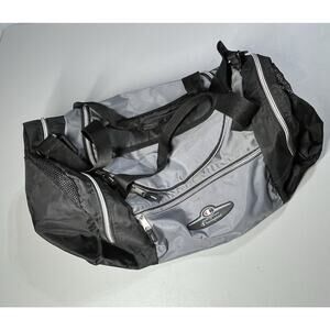 Champion Gym Duffle Bag Gray Perforated Side Pockets Zip Crossbody Sports